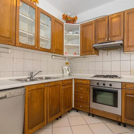 Apartman Denis *